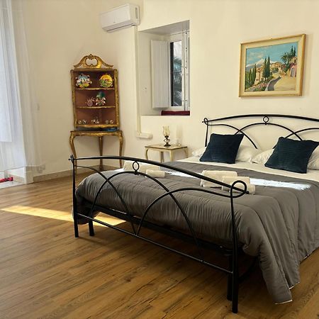 Il Giardino Casa Vacanze Катанія Екстер'єр фото